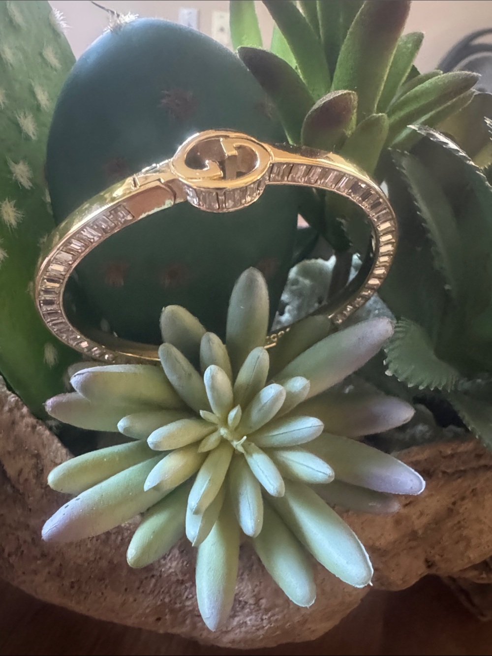 Gucci Gold Tone Interlocking G Bracelet